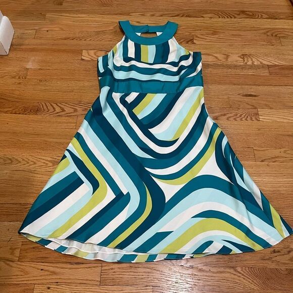 Ann Taylor Silk Aqua Pattern Halter Dress Size 8 - Picture 12 of 13